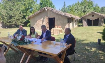 „ЕВН Македонија“ му отстапи на Археолошкиот музеј парцела на локалитетот Тумба Маџари