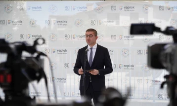 Мицкоски: Ние повикуваме на национален консензус со месеци, но опозицијата не бира средства како да ни забие нож во грб