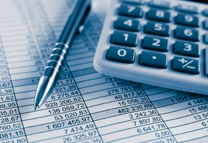 PM expects budget deficit below four percent