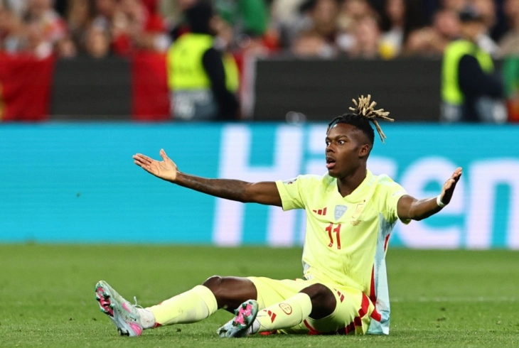 Баерн се обидува да ѝ го „украде“ Нико Вилијамс на Барселона