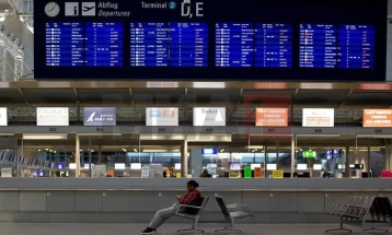 Në Paris, trafiku ajror është reduktuar për 40 për qind