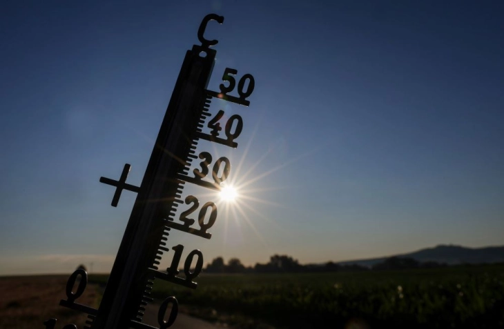 Топлотен бран во регионот, издадени црвени метео-аларми