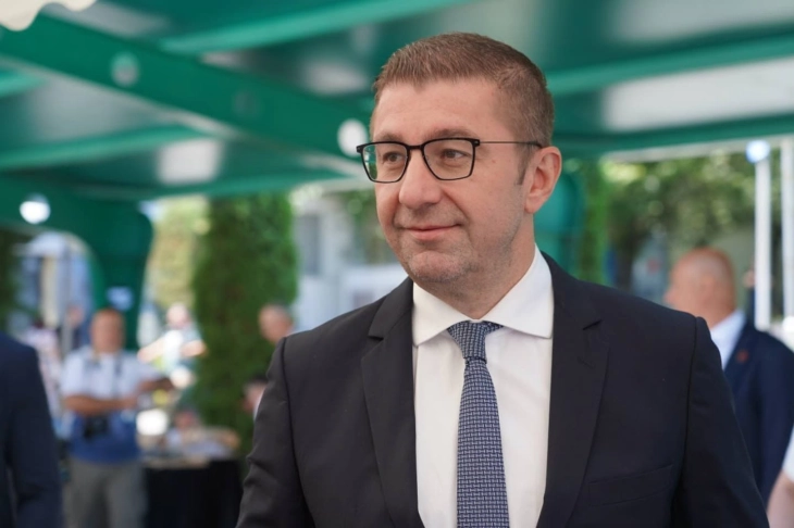 Мицкоски: Расте македонскиот извоз, повеќе пари за граѓаните