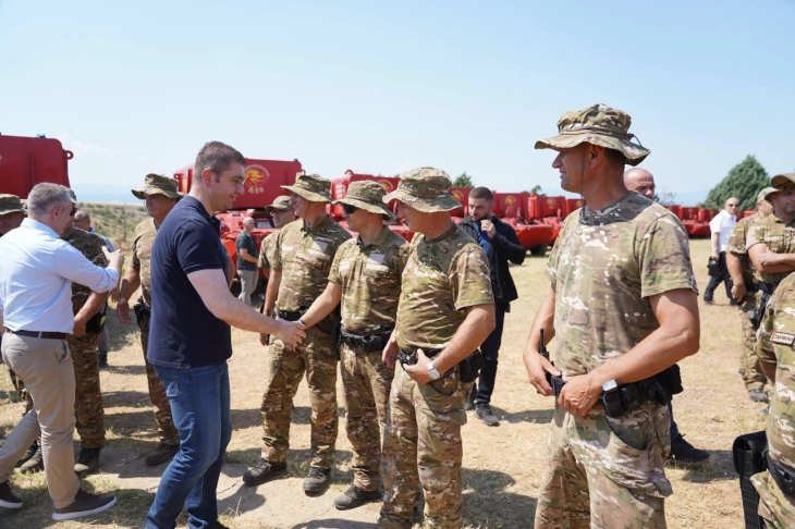 Мицкоски: Многу сме поподготвени за справување со пожари од порано, ставени се во употреба 38 возила