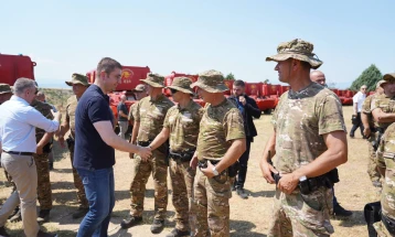 Мицкоски: Многу сме поподготвени за справување со пожари од порано, ставени се во употреба 38 возила