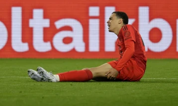 Баерн му вети безрезервна поддршка на повредениот Мусијала