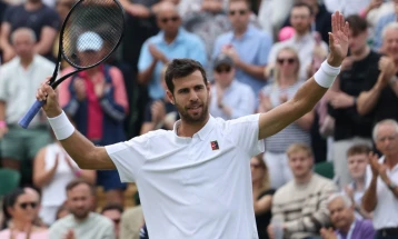 Хачанов прв четвртфиналист на Вимблдон