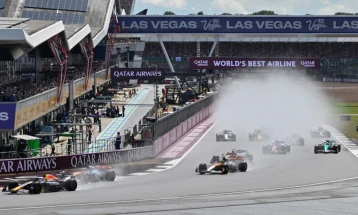 Норис ја освои ГН на Велика Британија, сензационален подиум за Хулкенберг