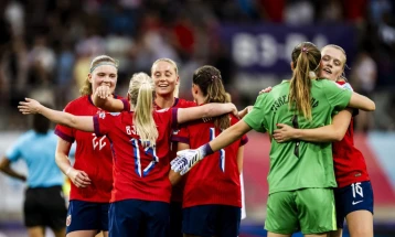 Norway progress after second lucky win as Swiss eliminate Iceland