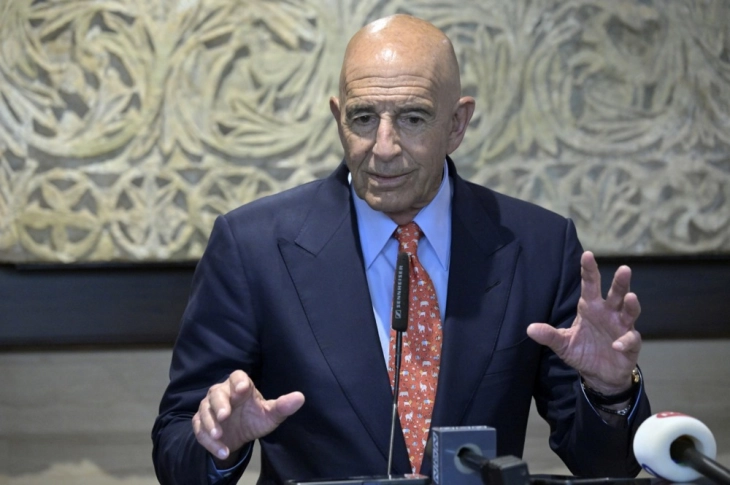 Американскиот пратеник Томас Барак задоволен од одговорот на либанскиот претседател Аун на барањето за разоружување на Хезболах