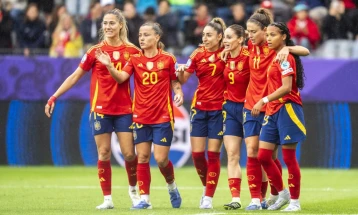 ЕВРО: Шпанија четвртфиналист, Италија и Португалија ремизираа