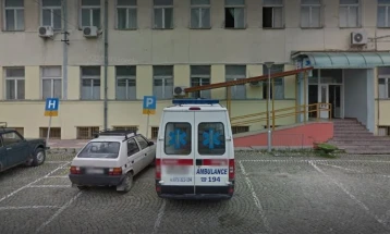 MSH: Zjarr në rrethin e spitalit në Manastir, nuk ka dëme materiale, as nuk janë rrezikuar punonjësit dhe pacientët