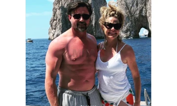 Се разведуваат Дениз Ричардс и Арон Фајперс