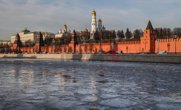 Mesazh i ashpër nga Kremlini për vendimin e Trampit për të furnizuar me armë Ukrainën: SHBA-ja dhe Evropa zgjodhën luftën