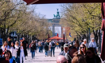 Германски суд пресуди против владина политика: Мора да се даваат визи на одредени групи Авганистанци
