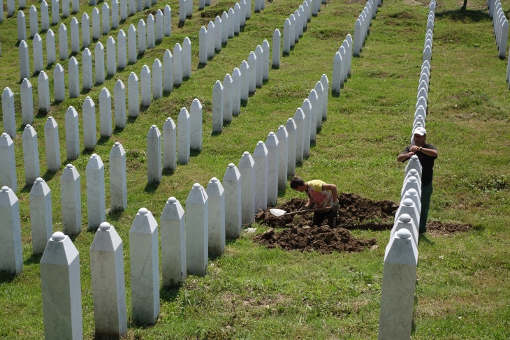 Во Собранието ќе се одбележи Меѓународниот ден на сеќавање на геноцидот во Сребреница