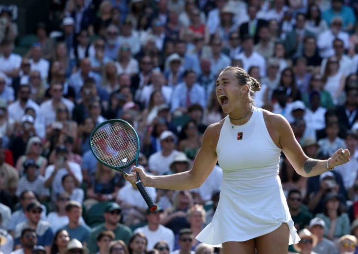 Сабаленка кај жените и Фриц кај мажите полуфиналисти на Вимблдон