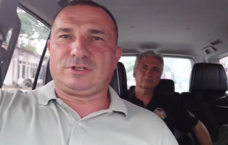 Ангелов: Пожарот кај фабриката Самоков е активен, но нема опасност по објектот