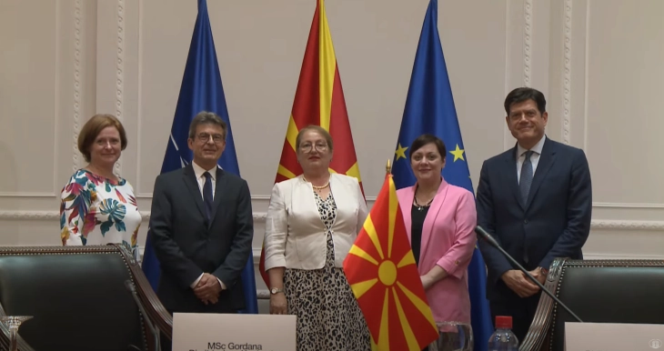 Firmoset marrëveshje për grant me vlerë 5.5 milionë euro për rinovimin me efikasitet energjetik të konvikteve shtetërore të studentëve