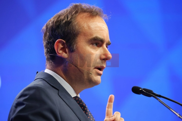 Лекорни: Демилитаризација на Украина е апсолутна црвена линија за Европа