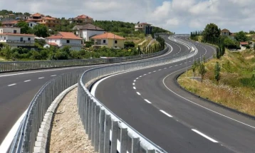 Skopje ring road closed amid fires