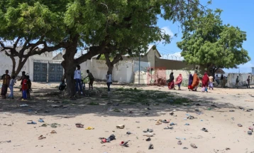 Ал Шабаб презеде одговорност за експлозија во воена школа во Сомалија