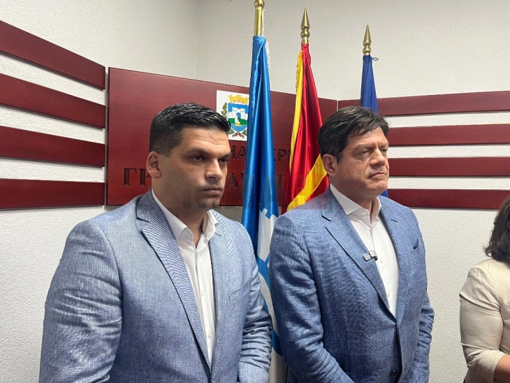 Euroambasadori Rokas në Ohër në takim me kryetarin e Komunës, Pecakov dhe përfaqësuesit e Këshillit të Komunës