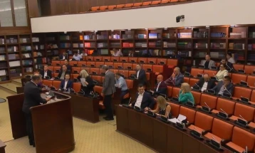 Пратеничките групи на СДСМ и ВРЕДИ ги повлекоа амандманите по ребалансот на Буџетот