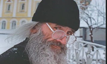 Оставете ми ја душата да си замине: Зошто отец Натанаил поправо сакал да умре, отколку да му вградат песмејкер!? (3)