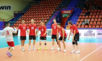 Македонските јуниори поразени од Романија во пет сета на одбојкарската Балканијада