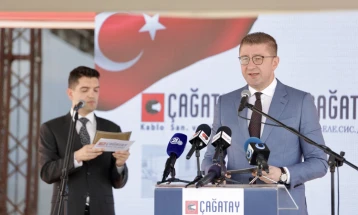 Mickoski: Qëllimi ynë është ta bëjmë Maqedoninë vend të mundësive ku mundi paguhet, ndërsa investimi ka kuptim