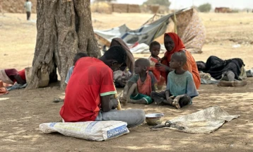 Најмалку четири лица загинаа во напад на паравоени сили во Судан