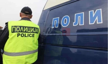 Претрес во Песочани, пронајдено оружје, лишено од слобода едно лице