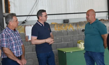 Ministri Tripunovski për vizitë në qendrat blerëse të grurit në Rajonin e Pellagonisë