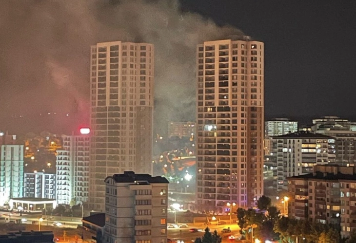 Три жртви во пожар во зграда во Анкара