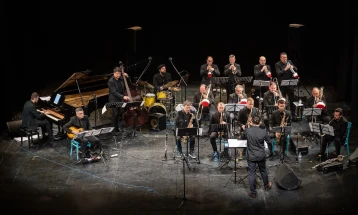 Концерт на Дони МекКаслин од САД и Националниот џез оркестар