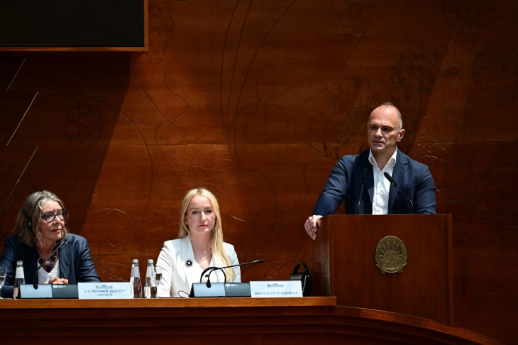 Filipçe nga Këshilli nacional për eurointegrime: Maqedonia nuk duhet të mbetet viktimë e operacioneve të huaja destabilizuese