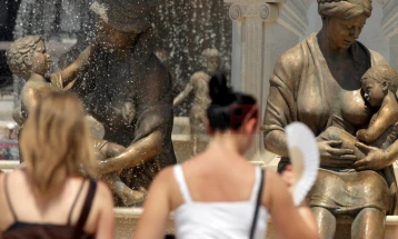 Mot me diell dhe i nxehtë, pasdite paqëndrueshmëri lokale me shi të rrëmbyeshëm dhe bubullima