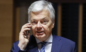 Нови претреси во рамки на истрагата за перење пари против екс-еврокомесарот Рејндерс 