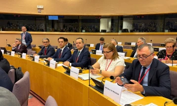 Пратениците Ковачки и Сали учествуваа на Рос-Рот Семинарот на ПС НАТО во Брисел