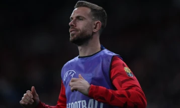 Хендерсон две години во Брентфорд