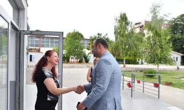 Ѓорѓиевски: Сите основни училишта во Општина Кисела Вода добија фотоволтаици