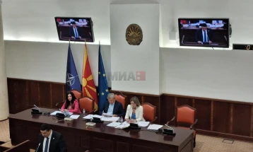 Николов и Ѓурчевски ги претставија приоритетите за своите дипломатски активности пред матичната собраниска Комисија