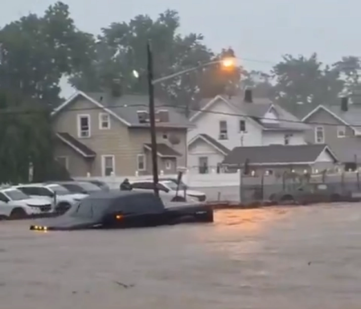 Dy persona humbën jetën në vërshimet në Nju Xhersi