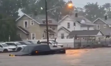 Dy persona humbën jetën në vërshimet në Nju Xhersi