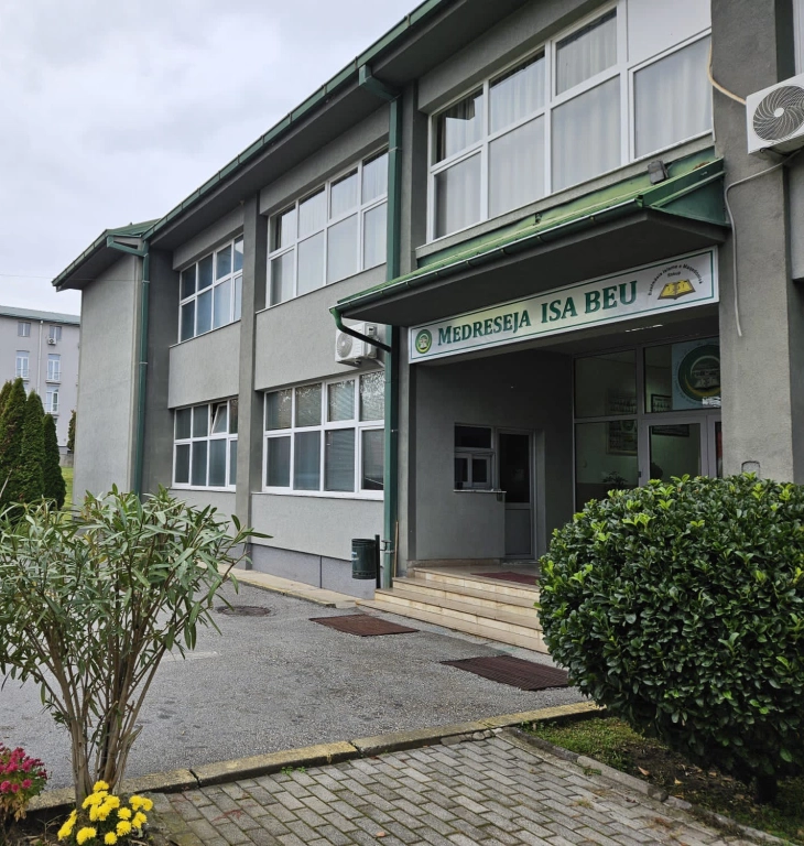 Ibrahimi: E zgjidhëm problemin 40-vjeçar të Medresesë “Isa Beu”