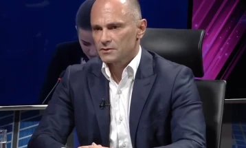 Filipçe: Konsensusi mbipartiak është zgjidhja e vetme, të bisedojmë dhe të përcaktojmë vijat e kuqe