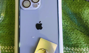 Dogana konfiskoi mbi 5 mijë maska të falsifikuara për telefona “Ejpl”