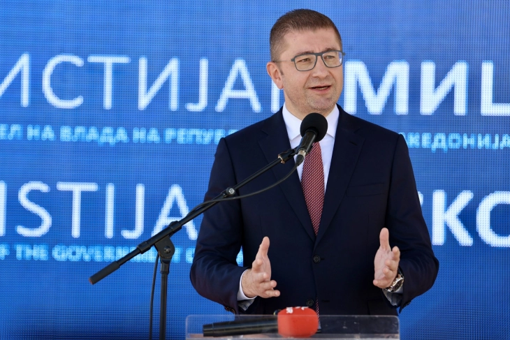 Мицкоски: Правиме гигантски чекори во економијата - раст на БДП меѓу  4 и 6 отсто во вториот квартал и историско зголемување на индустриското производство