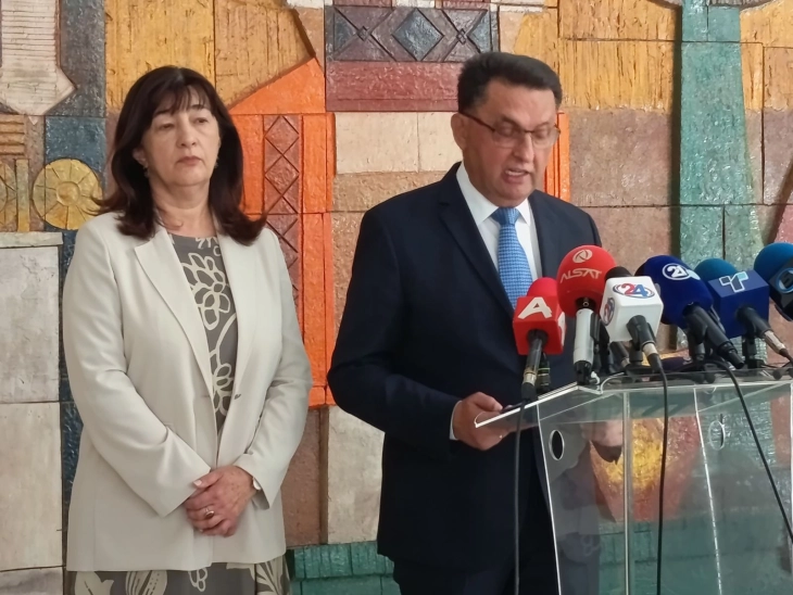 Славески: Создаден простор да се намалат и поедностават надоместоците што банките ги наплаќаат од граѓаните